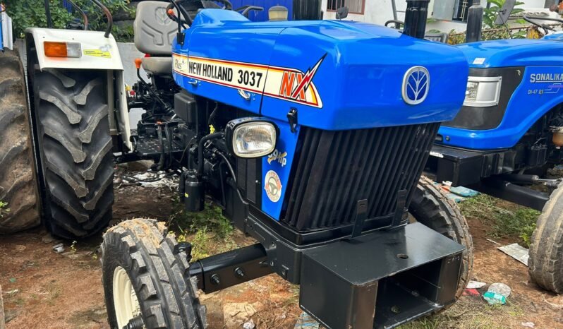 
								NEW HOLLAND 3037 full									