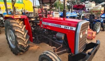 
									MASSEY FERGUSON 241 full								