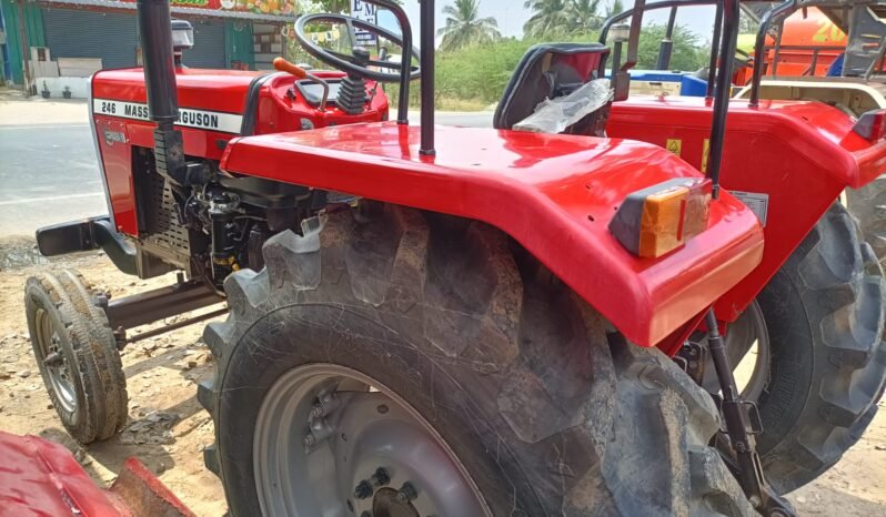 
								MASSEY FERGUSON 246 full									