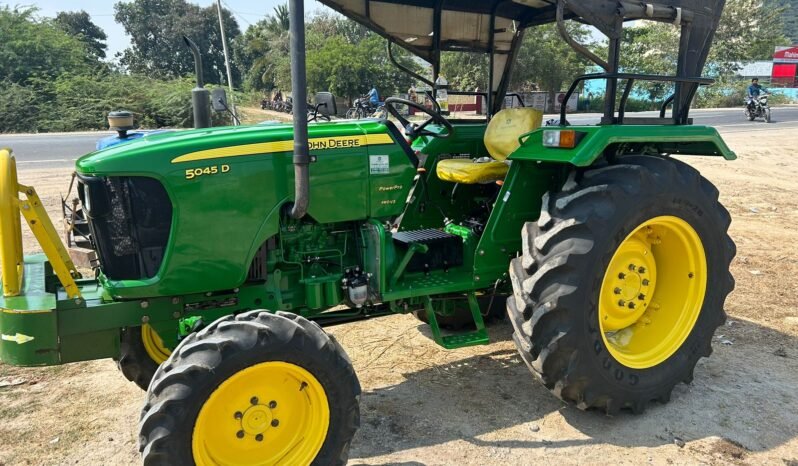 
								JOHN DEERE 5045 full									