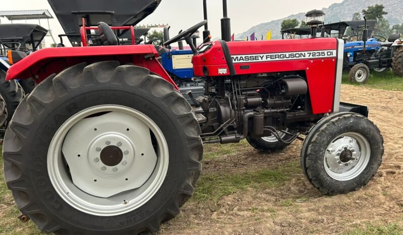 
								MASSEY FERGUSON 7235  DI full									