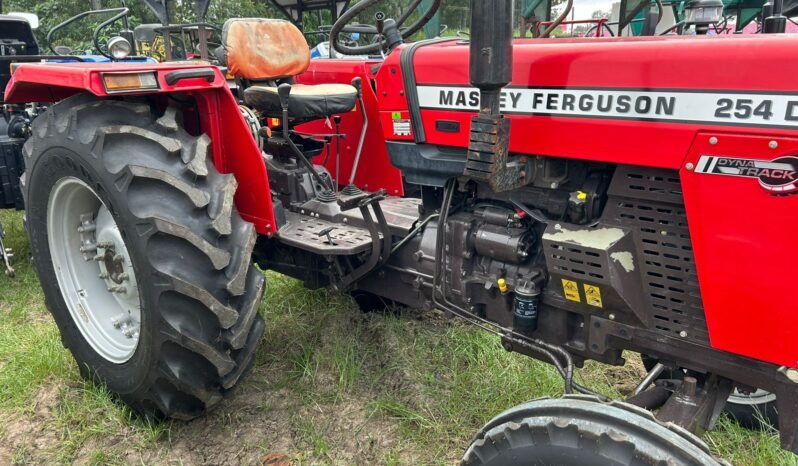 
								MASSEY FERGUSON 254 DI full									