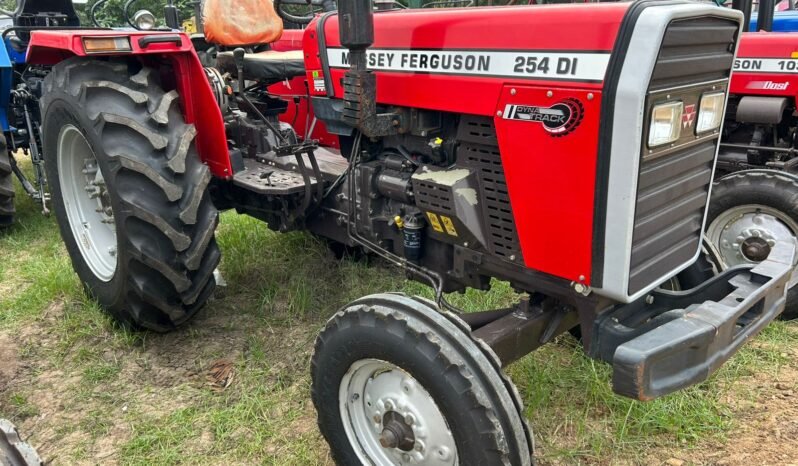 
								MASSEY FERGUSON 254 DI full									