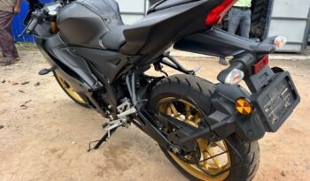 
									YAMAHA R15 V4 full								