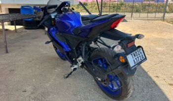 
									YAMAHA R15 V4 full								