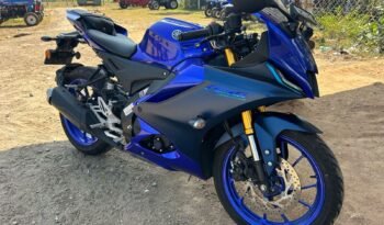 
									YAMAHA R15 V4 full								