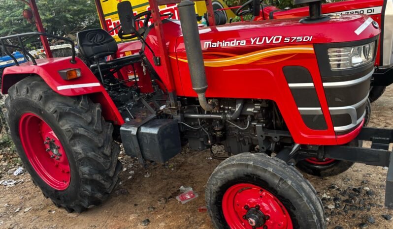 
								MAHINDRA YUVO 575 full									