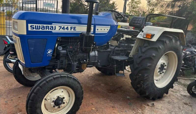 
								SWARAJ 744 full									
