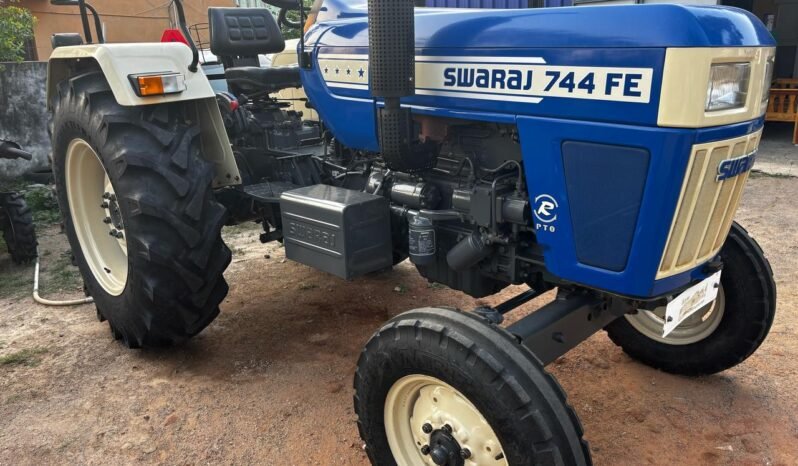 
								SWARAJ 744 full									