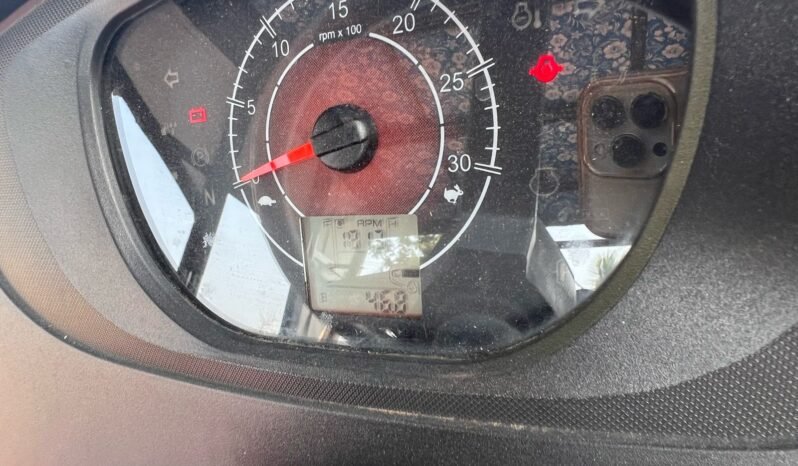
								MAHINDRA YUVO TECH+ 415 full									